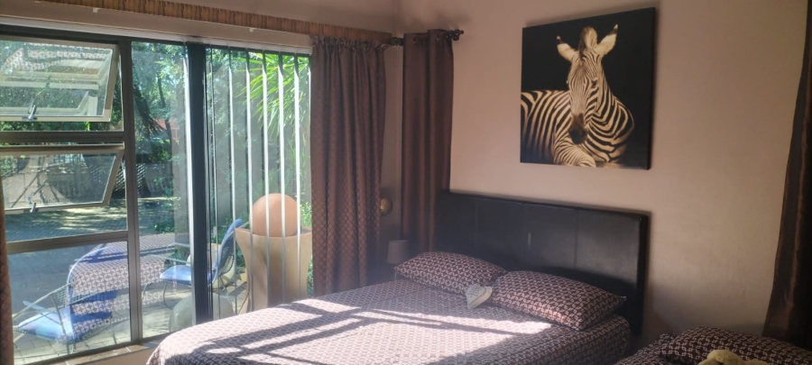 5 Bedroom Property for Sale in Langenhovenpark Free State